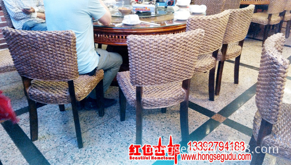 水草餐桌餐椅