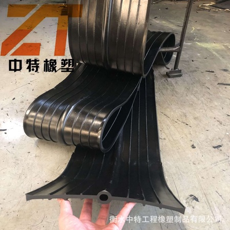 微信图片_20180522113504_副本.jpg