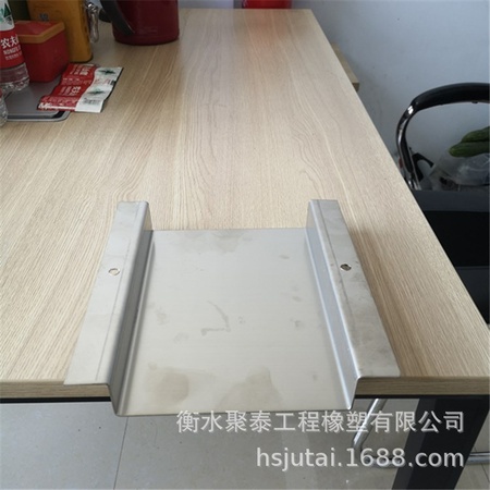 微信图片_20180804210200_副本.jpg