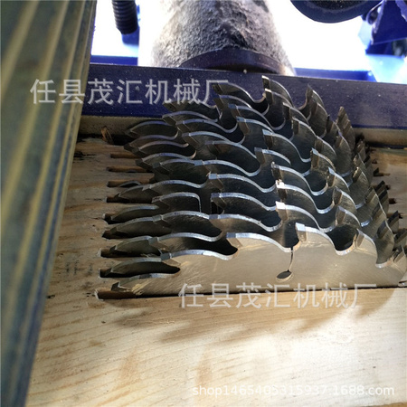 AE40E947870D69373AAAD32B549D10