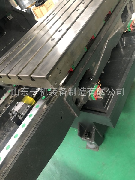 立式加工中心0122303.jpg