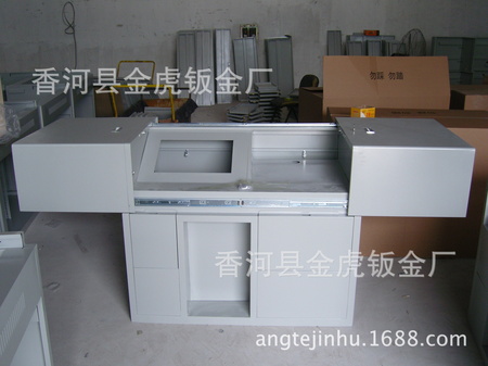 SNC10012
