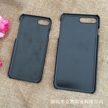 IPHONE8PLUS凹槽贴皮手机壳