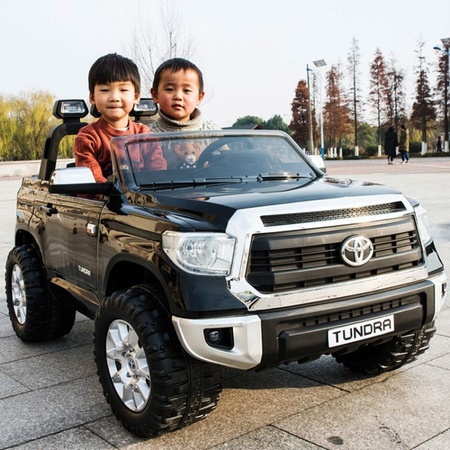 丰田双人座大型儿童电动车四轮越野童车可坐人带遥控宝宝玩具汽车