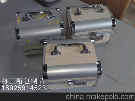 铝箱  铝合金箱  化妆箱