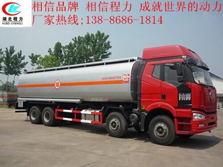 东风油罐车