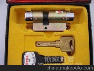 天河华观路专业换锁装锁·科城山庄修防盗门锁装锁换锁芯