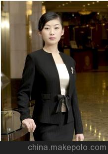 酒店服装、校服、餐饮服装、行政机关服装、西服，T恤等