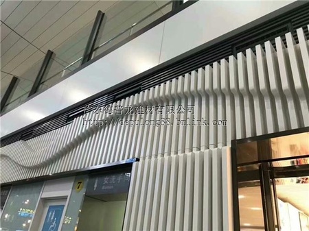 型材木纹铝四方管-折弯型材铝方管-酒店外墙改造白色异形铝方通