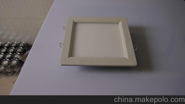 P622-02格林瀚8016 吊顶背景墙灯节能客厅灯 LED射灯天花灯18W