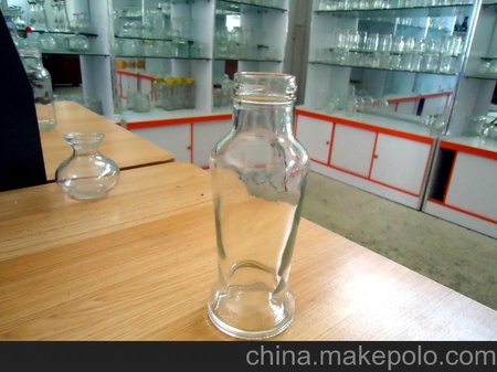 我厂生产玻璃瓶制品   果酱瓶   调味瓶    醋瓶    酱油瓶等
