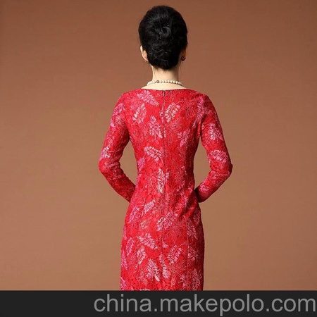 厂家直销2013秋冬新款妈妈女装大码显瘦高档金丝绒连衣裙长袖