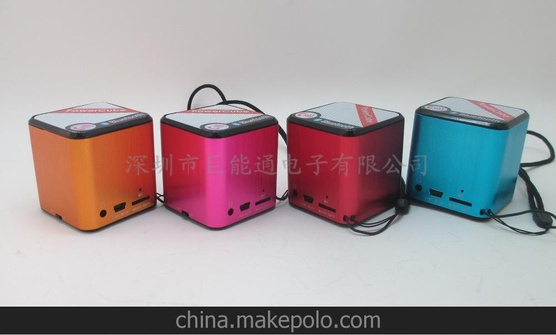 厂家供应 便携插卡蓝牙音箱 收音机蓝牙免提通话 小方块蓝牙音箱