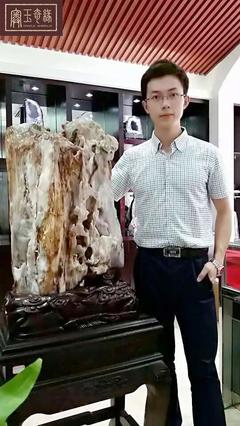 上等蓝玛瑙  怎么样才能分辩出上等玉石和劣质玉石？ 