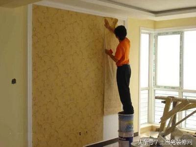 装修墙上贴板好不好  客厅装修墙面贴瓷砖好吗 
