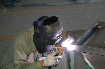 焊蛋鸡笼用的锌铝合金丝 用氩弧焊能焊铝合金吗