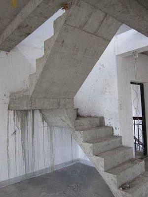 楼梯贴砖视频  楼梯贴瓷砖放线图方法 