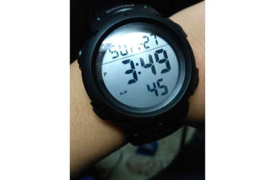 skmei手表使用说明 skmei手表怎么看时间